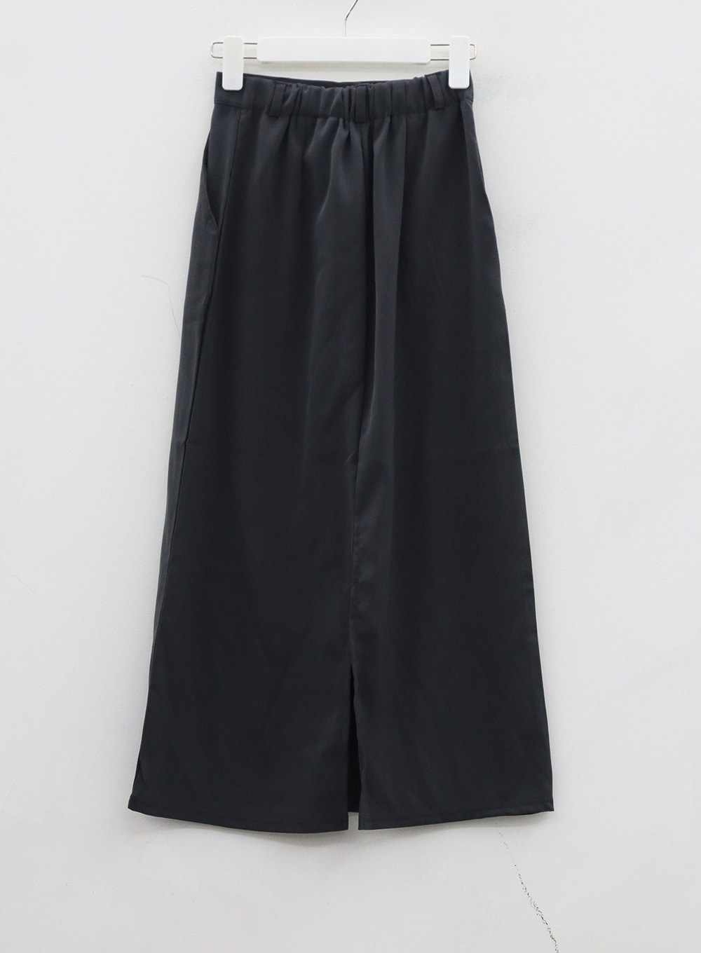 Back Slit Simple Maxi Skirt OJ313