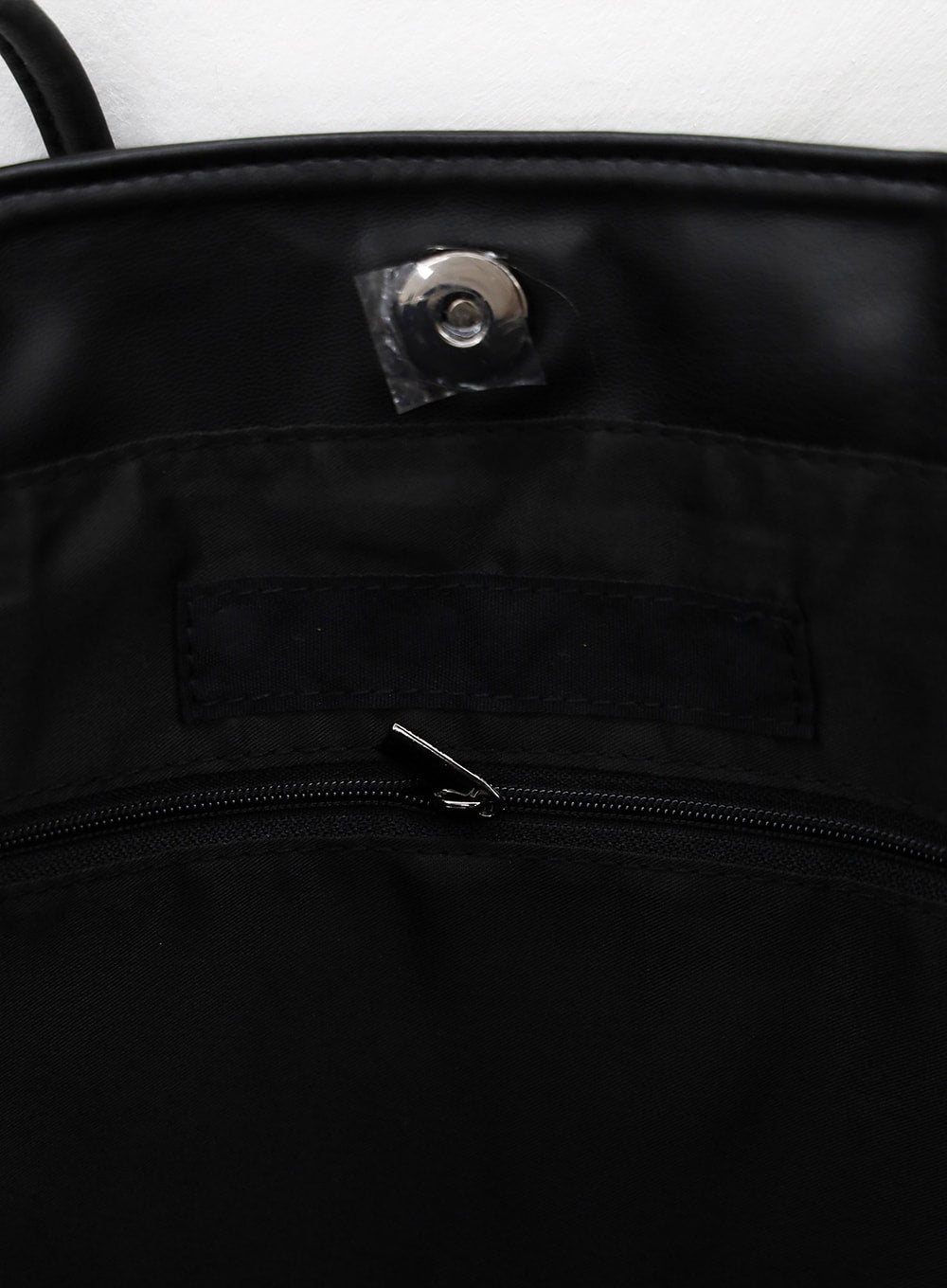 Inner Buttoned Stitch Detail Shoulder Bag OU19