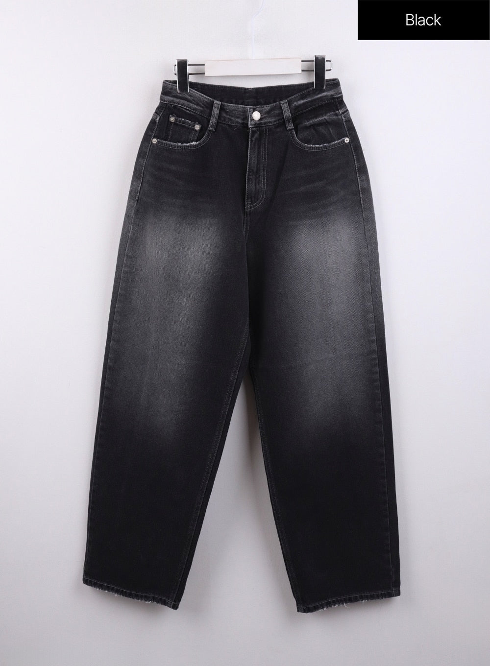 Washed Button Straight Leg Jeans CJ425 in Black, size L