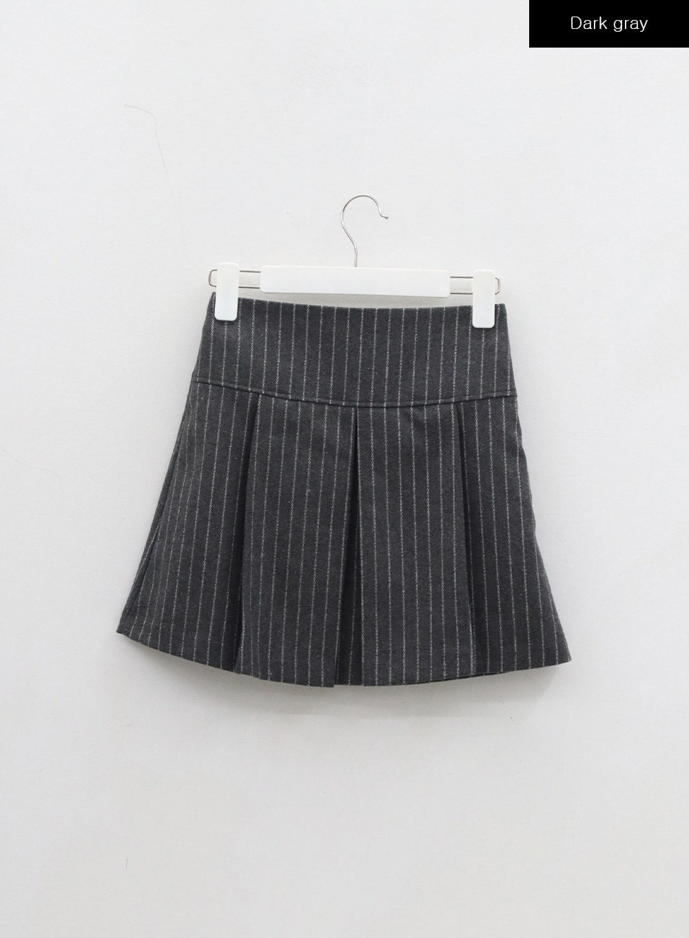 Pinstripe Pleated Mini Skirt BD29