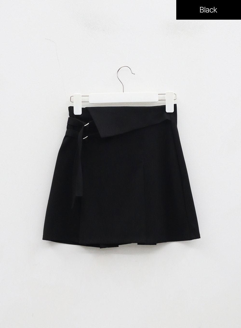 Folded Waist Two Buckle Pleated Mini Skirt BD23
