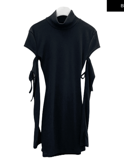 修身鏤空迷你連衣裙 C2001